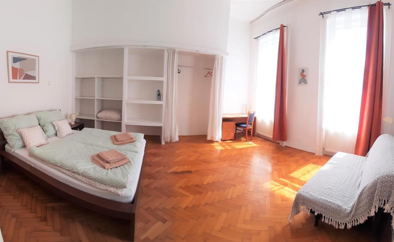 Citypark Classic Downtown Apartment Budapest Exterior photo