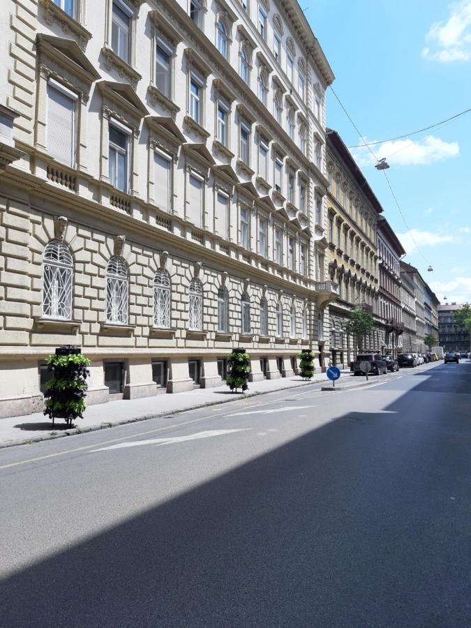 Citypark Classic Downtown Apartment Budapest Exterior photo